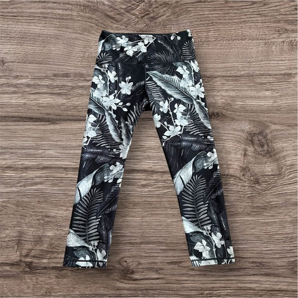 Balance Collection Pants - Balance Collection‎ Black Hawaiian Mood Athletic Pants Womens Size M